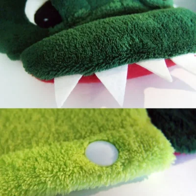 Manta con capucha de dinosaurio 3